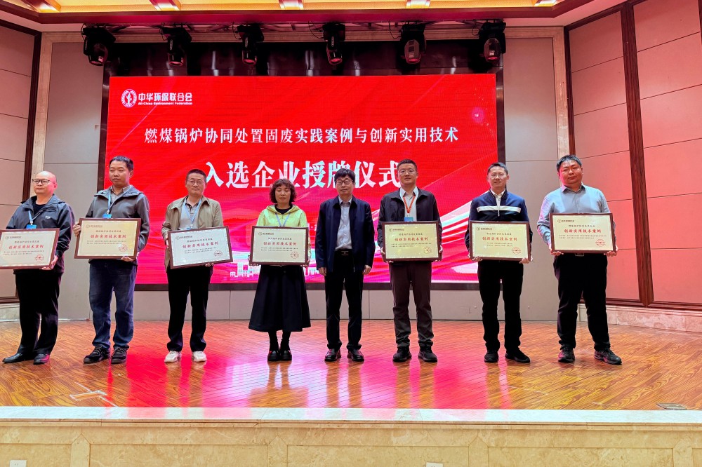 高潮H跪趴扩张调教男男视频