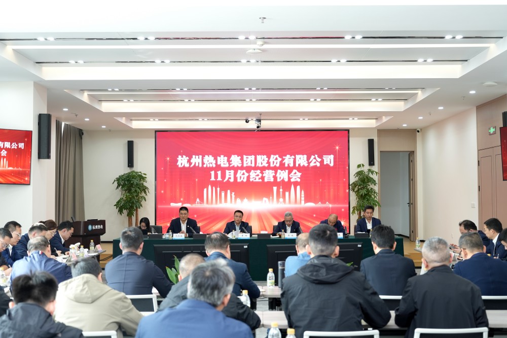 高潮H跪趴扩张调教男男视频